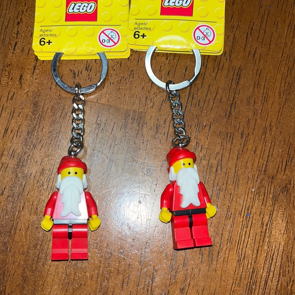2 Lego Santa Keychains - new  - poseable